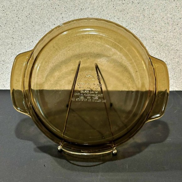 Smokey Brown 9" Glass Pie Pan Deep Dish Scalloped Edge Handles Vintage Lovenware - Picture 4 of 6